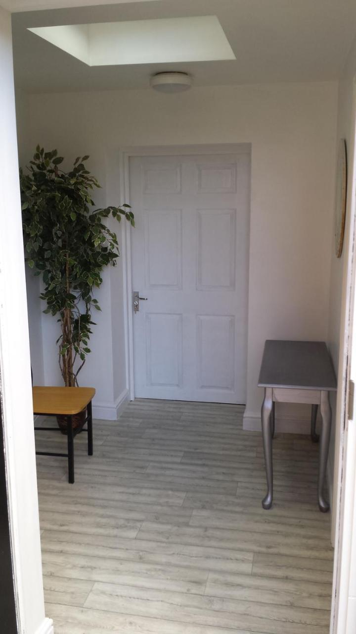 The Cabin Saracens Head Chapel Saint Leonards Buitenkant foto